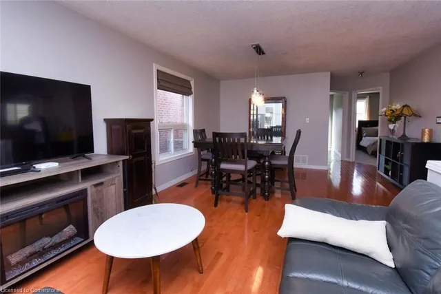 Additional image 7 of 47 Eringate Dr