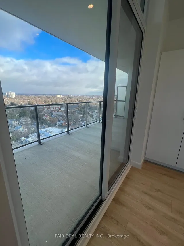 Additional image 8 of 741 King St Unit 1503