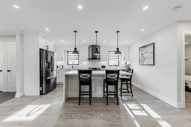 Additional image 10 of 16 BOEM Ave