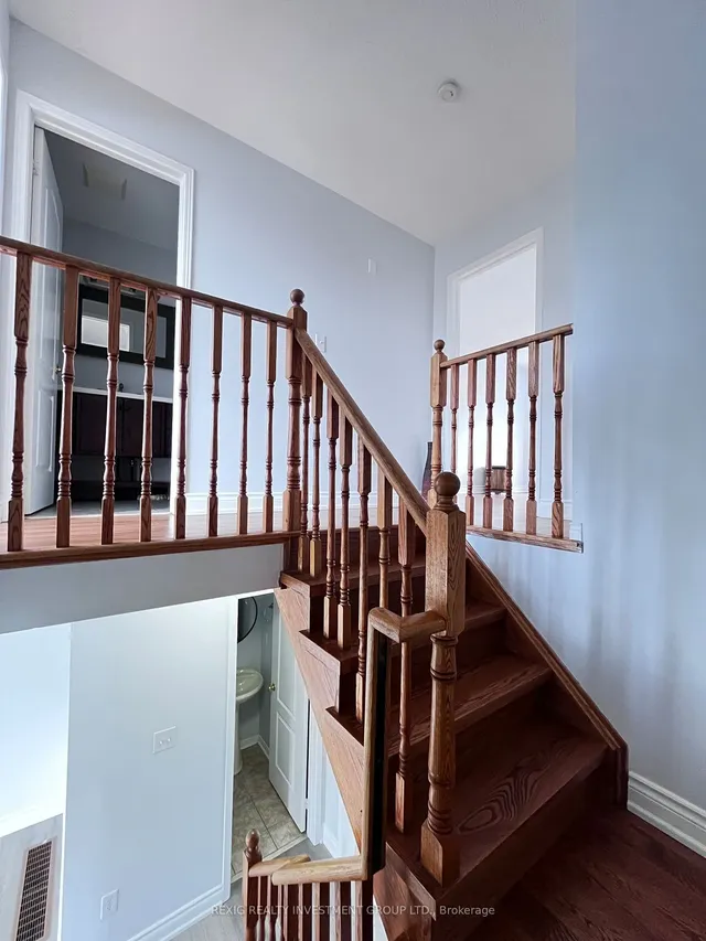 Additional image 19 of 2395 Curtis Rd