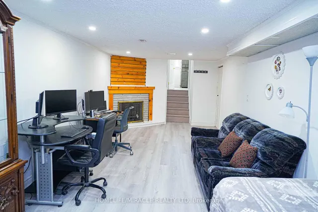 Additional image 33 of 88 Goldcrest Rd