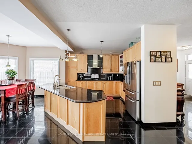 Additional image 7 of 11 Chevrolet Dr