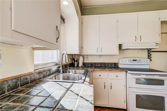 Additional image 18 of 326 Edwin St