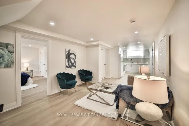 Additional image 40 of 34 Belleglade Crt