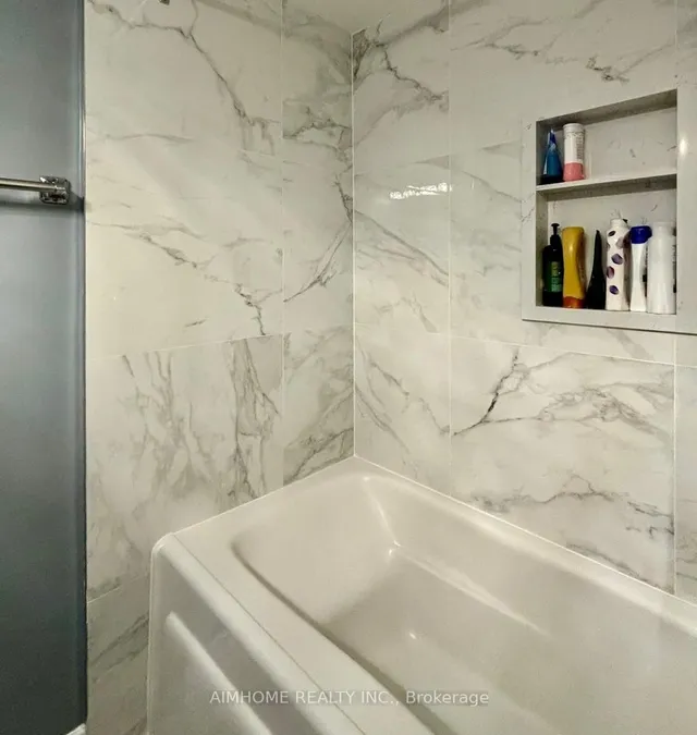 Additional image 11 of 275 Broadview Ave Unit 215