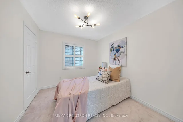 Additional image 29 of 12 Hardgate Cres