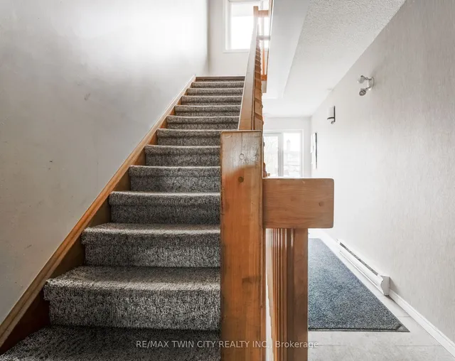 Additional image 23 of 266 Overlea Dr