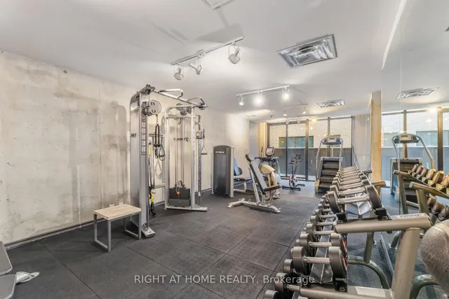 Additional image 21 of 608 Richmond St Unit 320