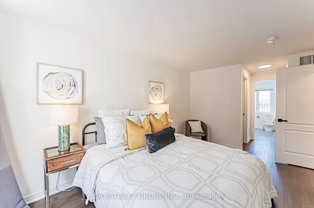 Additional image 28 of 19 English Garden Way