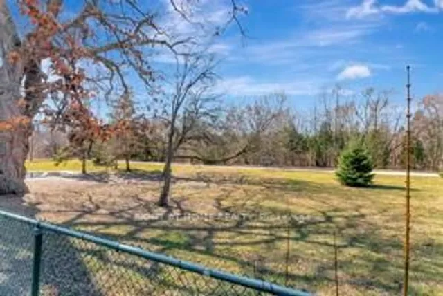 Additional image 30 of 3592 Stonecreek Cres
