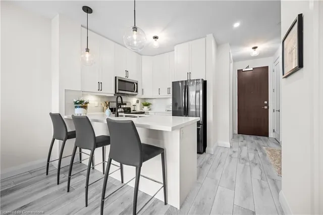 Additional image 16 of 101 Locke Street St Unit 314