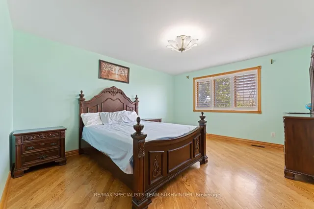 Additional image 27 of 22 Bowman Ave