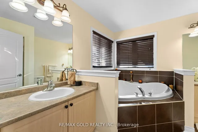 Additional image 27 of 7 Powell Dr