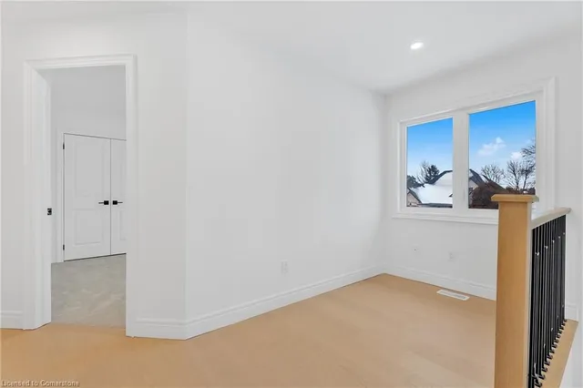 Additional image 27 of 22 Roselawn Ave