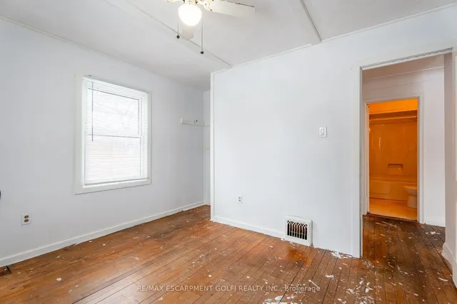 Additional image 9 of 69 Vansitmart Ave