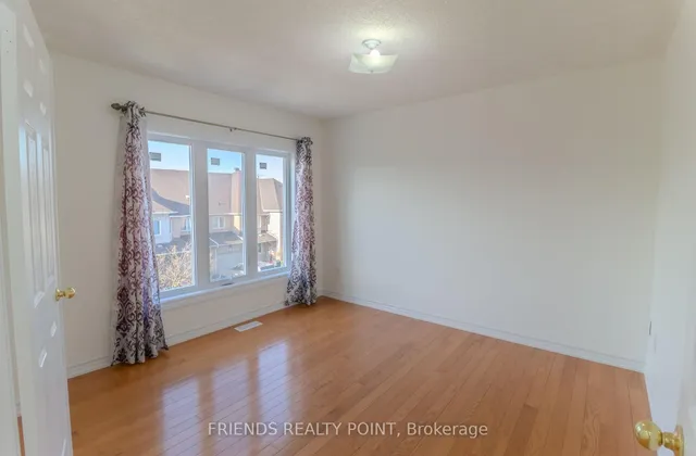 Additional image 18 of 1075 Ellesmere Rd Unit 5