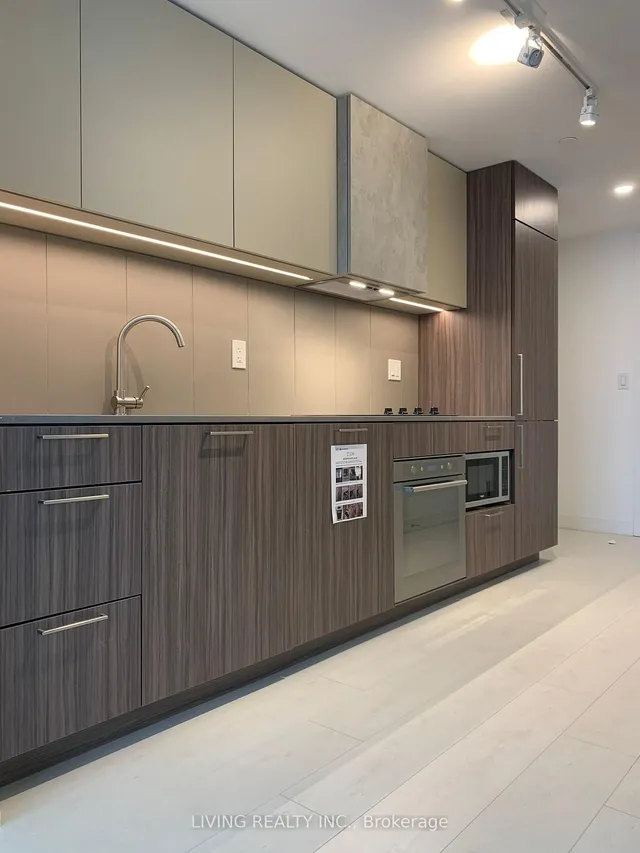 Additional image 9 of 19 Western Battery Rd Unit 3501