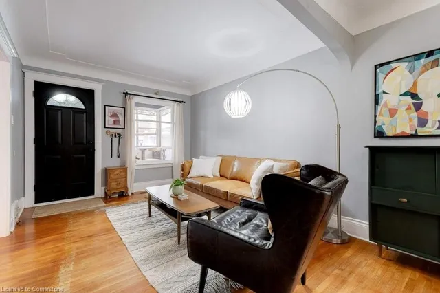 Additional image 7 of 64 Graham Ave