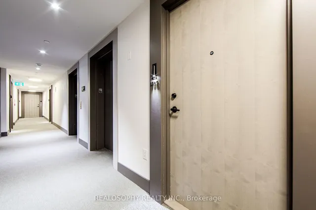 Additional image 4 of 130 River St Unit 1905