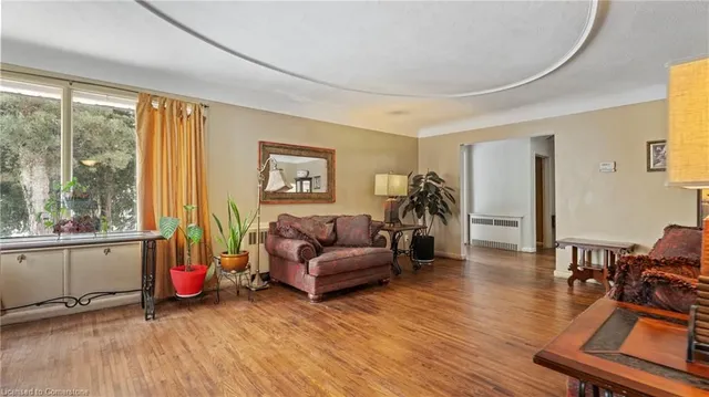 Additional image 10 of 190 Erindale Ave