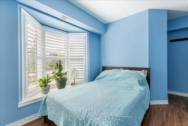 Additional image 20 of 2010 CLEAVER Ave Unit 211