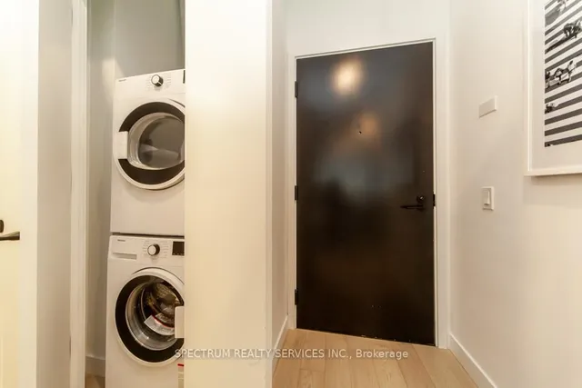 Additional image 37 of 505 Richmond St Unit 424