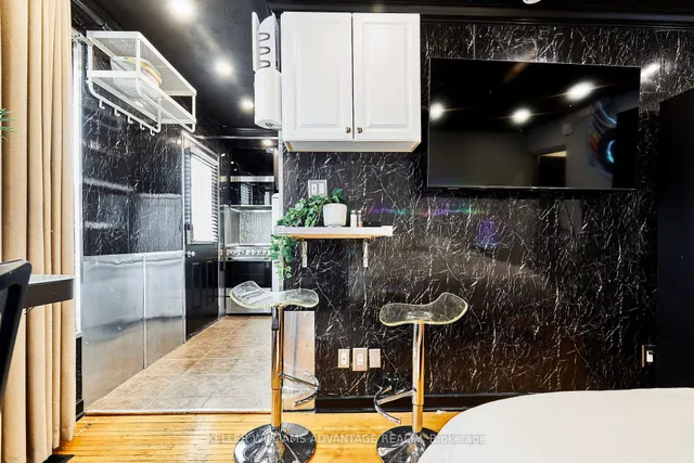 Additional image 20 of 9 Chapman Ave