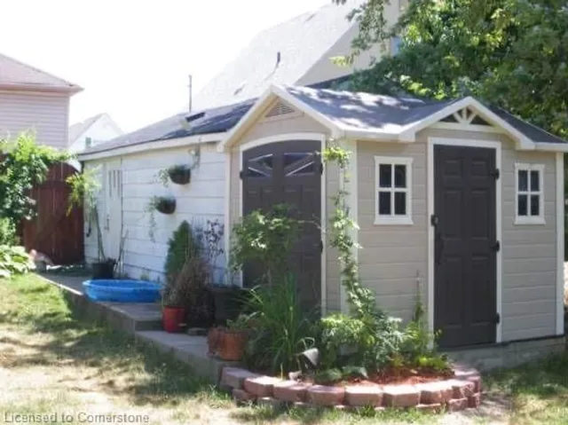 Additional image 26 of 242 East 27th St