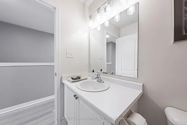 Additional image 31 of 470 Beach Blvd Unit 49