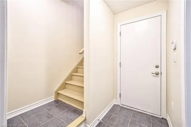 Additional image 26 of 527 Shaver Rd Unit 10