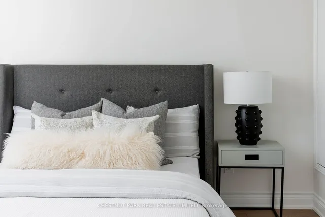 Additional image 15 of 144 Barton Ave