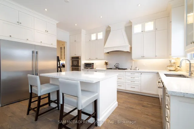 Additional image 9 of 317 La Rose Ave