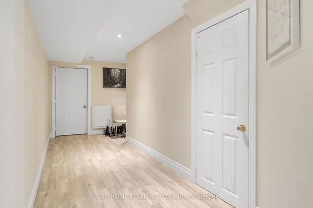 Additional image 33 of 36 Chartwell Circ