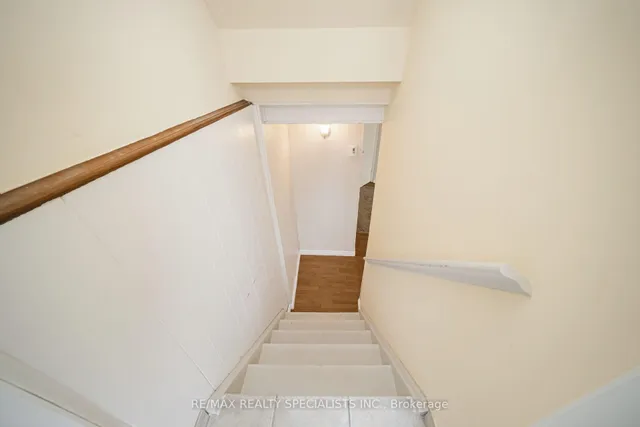 Additional image 34 of 26 Hercules Crt