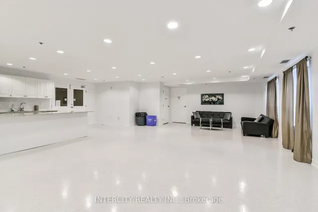 Additional image 36 of 1419 Costigan Rd Unit 214