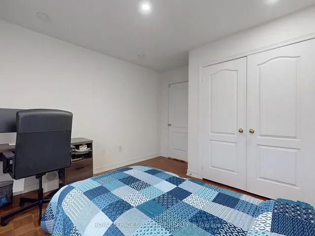 Additional image 36 of 321 Bussel Cres