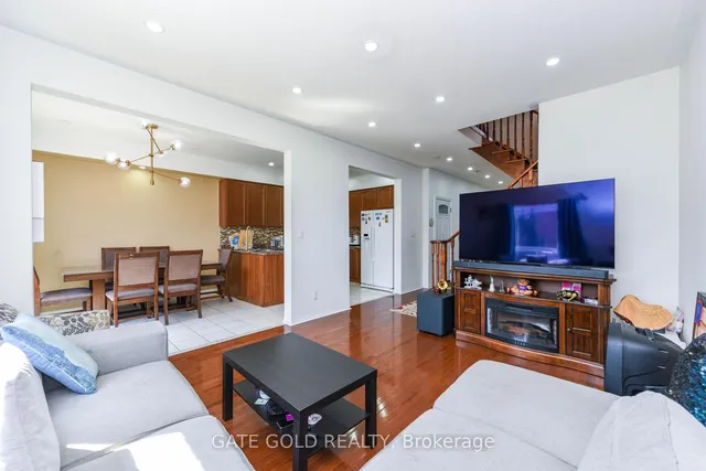 Additional image 14 of 30 Flurry Circ