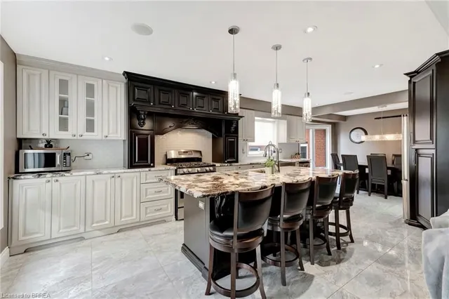 Additional image 10 of 14 Federal St