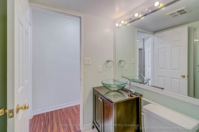 Additional image 17 of 20 Southport St Unit 413