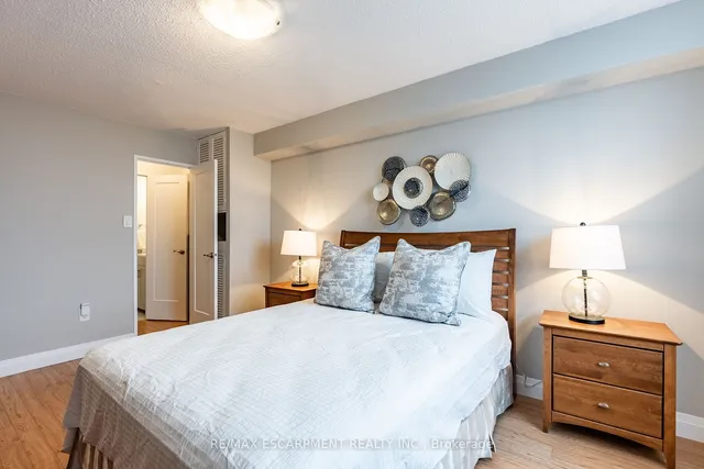 Additional image 14 of 2055 Upper Middle Rd Unit 306