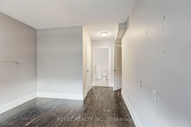 Additional image 15 of 3 Rean Dr Unit TH4