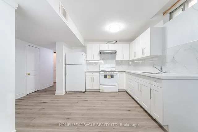 Additional image 40 of 21 Muskoka St