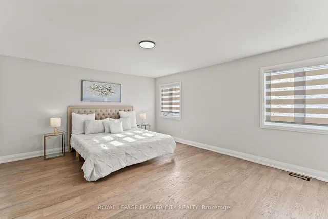 Additional image 26 of 43 Polonia Ave