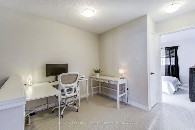 Additional image 18 of 232 Stonehenge Dr Unit 3