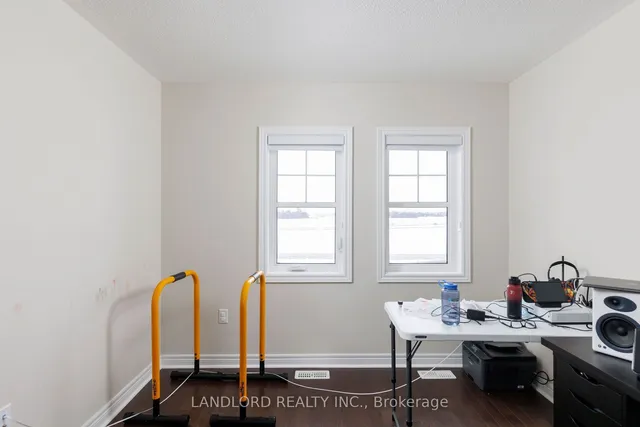 Additional image 18 of 57 Benhurst Cres