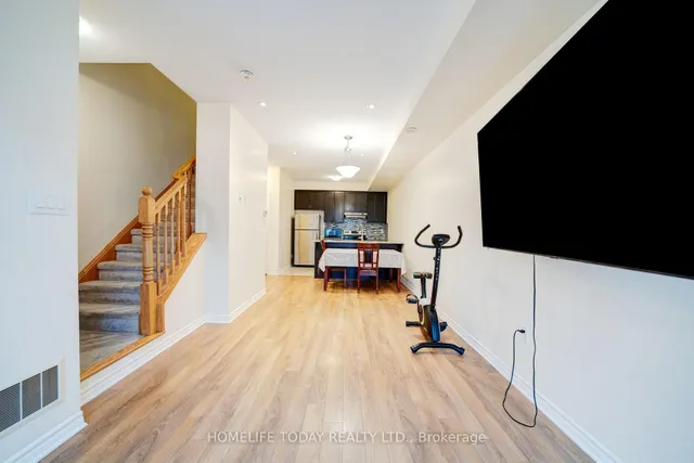 Additional image 12 of 45 Heron Park Pl Unit 14