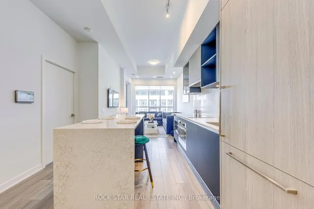 Additional image 10 of 405 Dundas St Unit 216