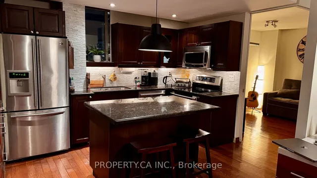 Additional image 27 of 95 Lombard St Unit 801