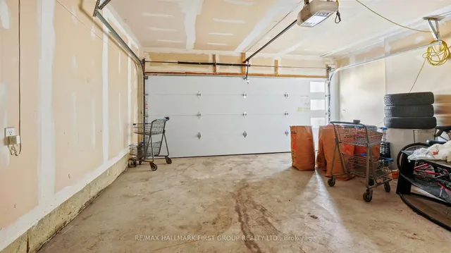 Additional image 37 of 35 Everingham Circ