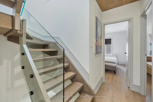 Additional image 27 of 46 Western Battery Rd Unit 825